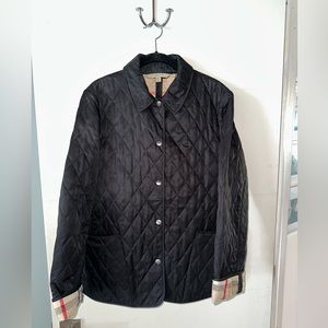 AUTHENTIC : Burberry Quilted Coat